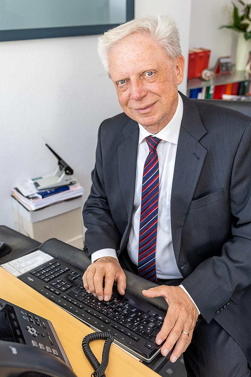Notar Hans-Dieter Liebelt